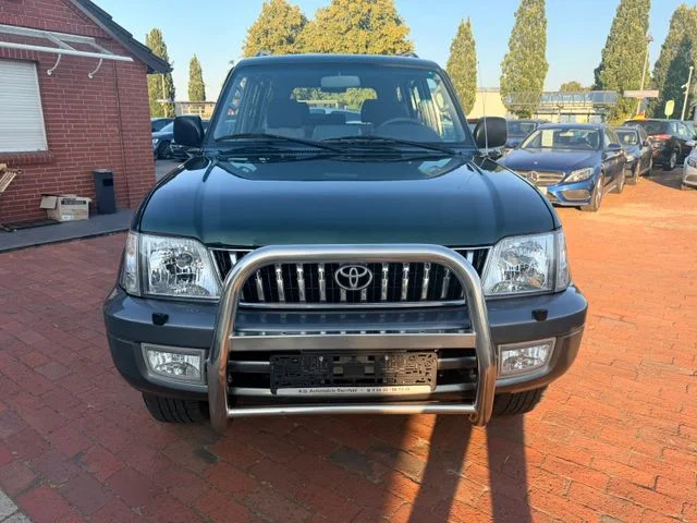 TOYOTA Land Cruiser – 12