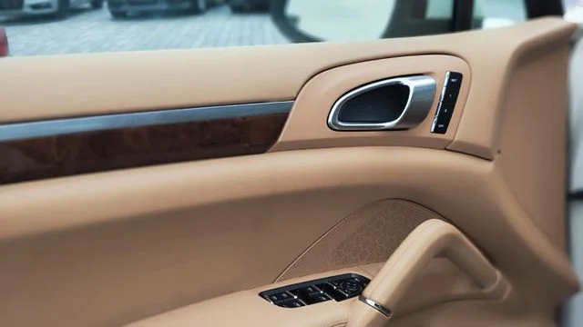 Porsche Cayenne – 11