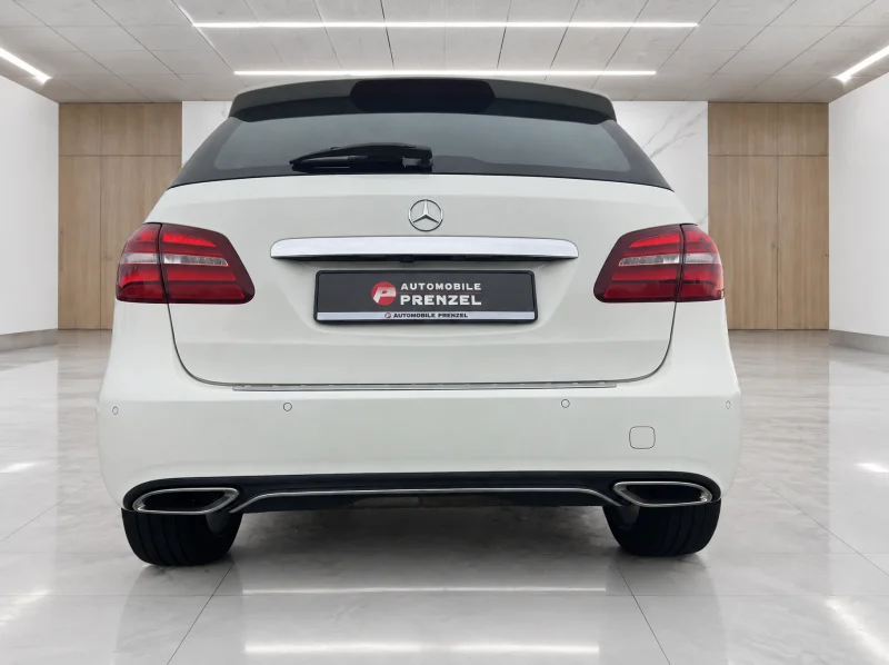 Mercedes-Benz B 220 – 11