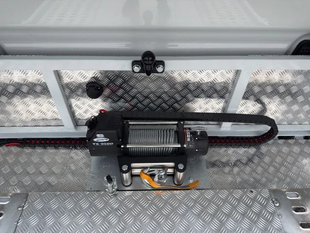 Iveco Daily 35S18 Backsleeper Himatic AHK 3,5t VDI2700 – 13