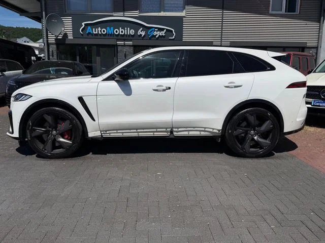 Jaguar F-Pace – 2
