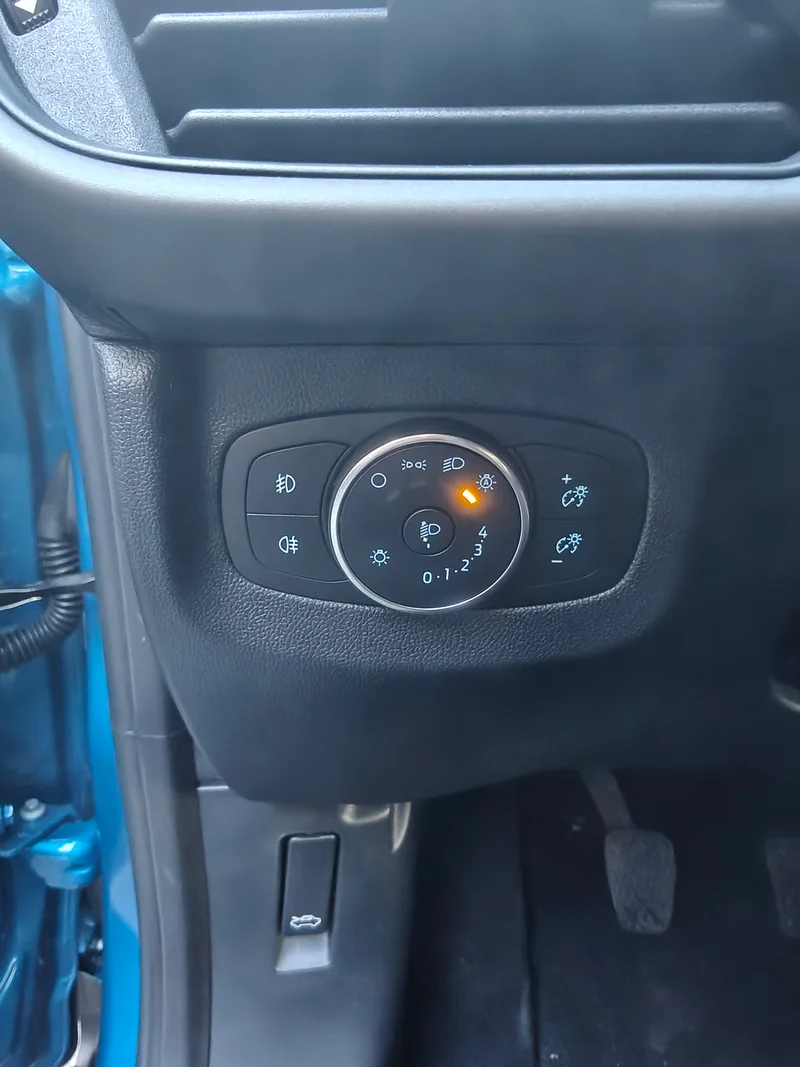 Ford Tourneo Courier Titanium 1.0 Ecoboost – 30