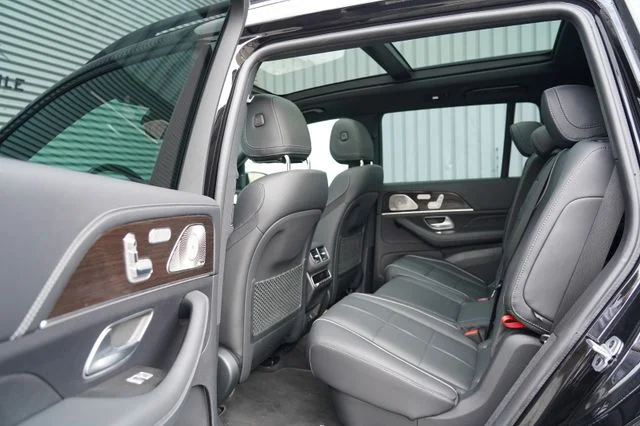 MERCEDES-BENZ GLS 450 – 11