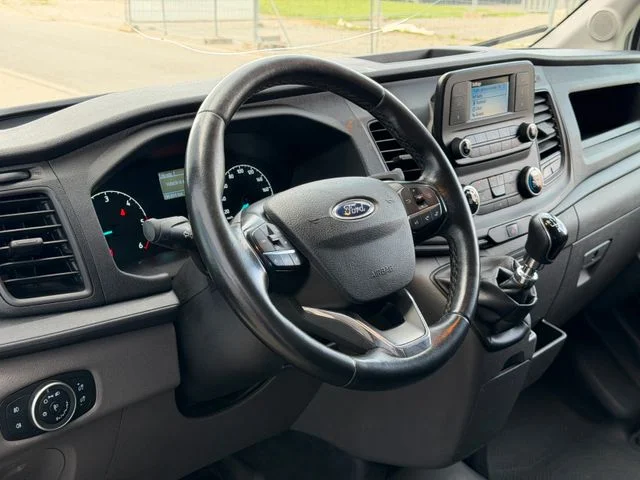 Ford Transit – 22