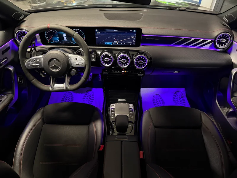 Mercedes-Benz CLA 45 AMG – 16