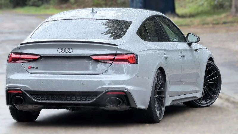 Audi RS5 – 4