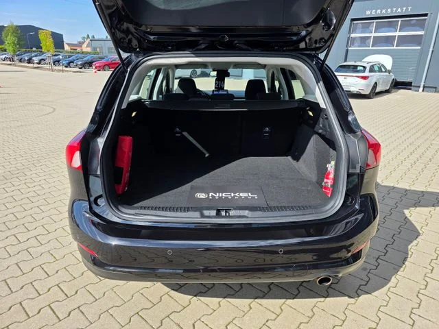 Ford Focus – 6