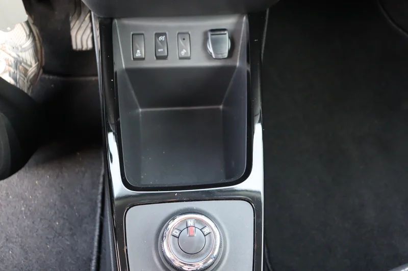 Dacia Spring – 15