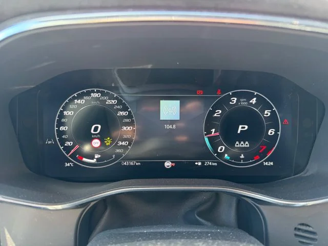 Jaguar F-Pace – 14