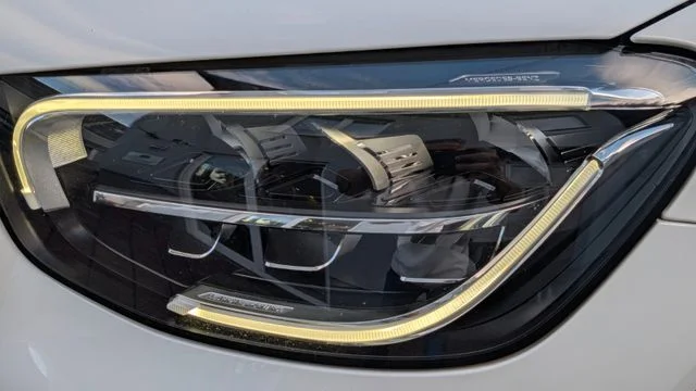 MERCEDES-BENZ GLC 300 – 11