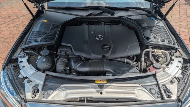 MERCEDES-BENZ C 200 – 21