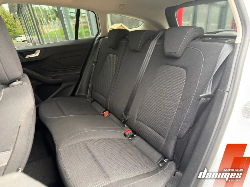 Ford Focus – 21