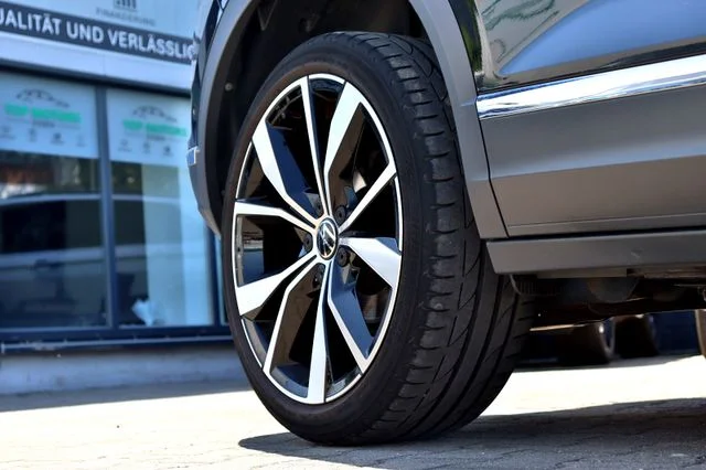 Volkswagen T-Roc – 13