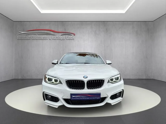 BMW 220 – 2