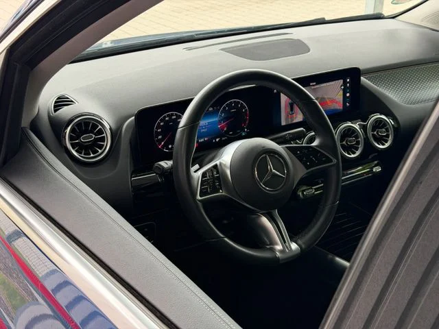 Mercedes-Benz B 180 – 18