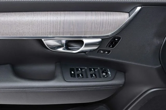 Volvo V90 Cross Country – 10