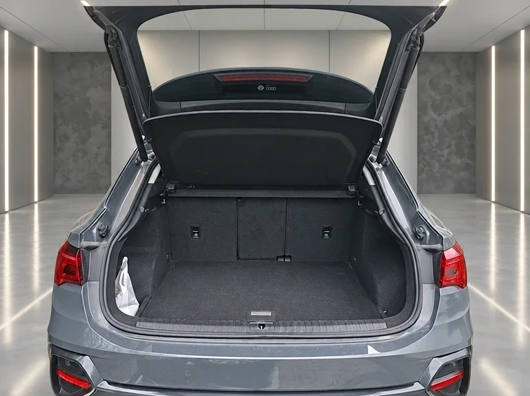 Audi Q3 – 11