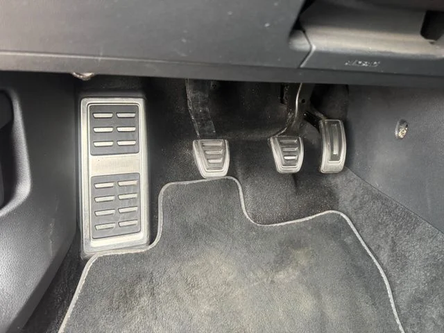 Volkswagen Golf – 40