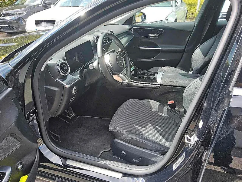 Mercedes-Benz C 200 – 5