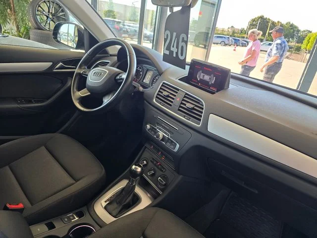 Audi Q3 – 18
