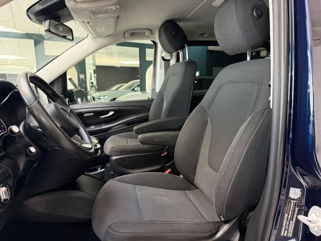 Mercedes-Benz V 220 – 15