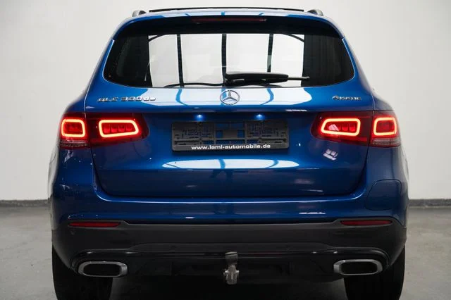 MERCEDES-BENZ GLC 300 – 5