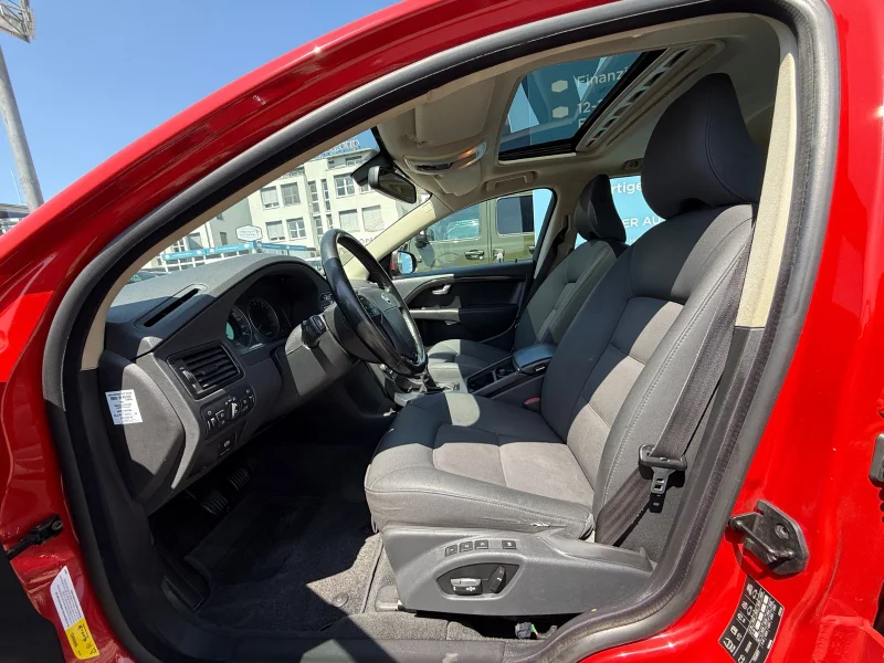Volvo V70 – 12