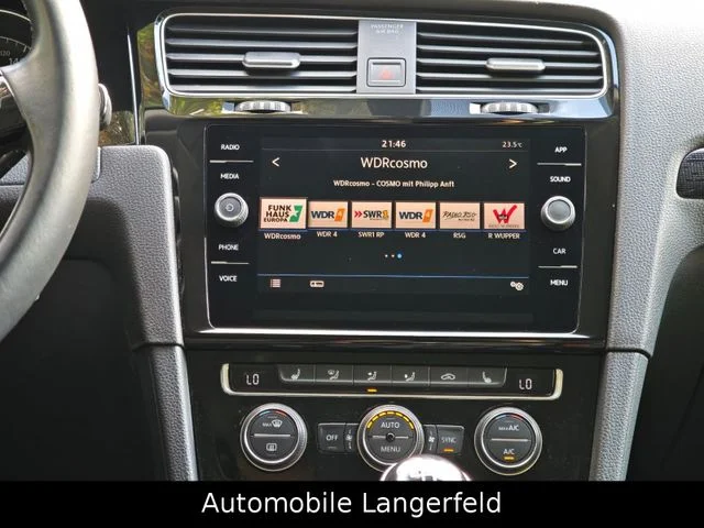 Volkswagen Golf – 24
