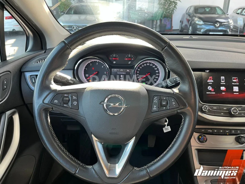 Opel Astra – 12