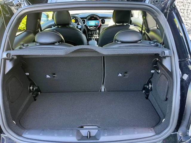Mini COOPER SE – 17