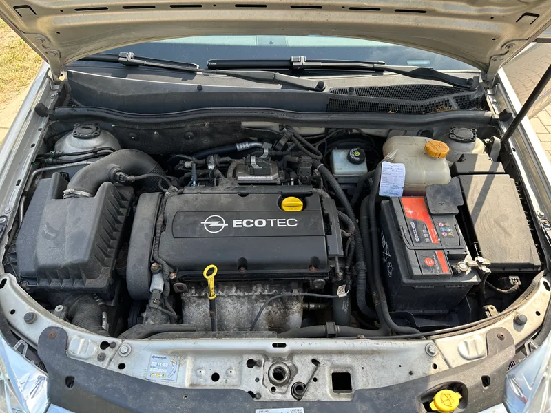 Opel Astra Astra H GTC (facelift 2007) – 19