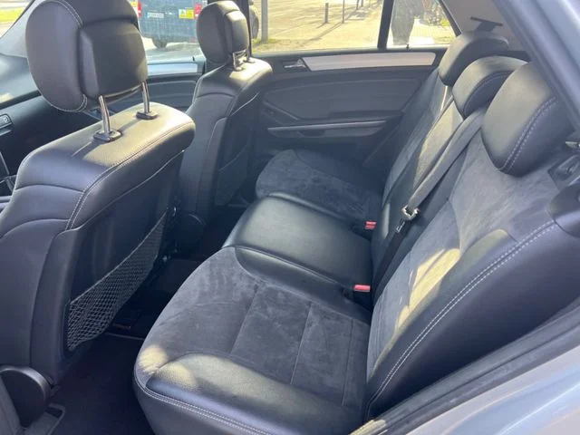Mercedes-Benz ML 350 – 7
