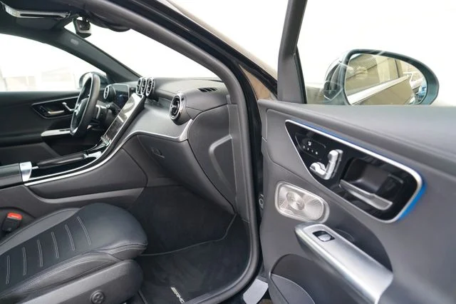 MERCEDES-BENZ GLC 300 – 29