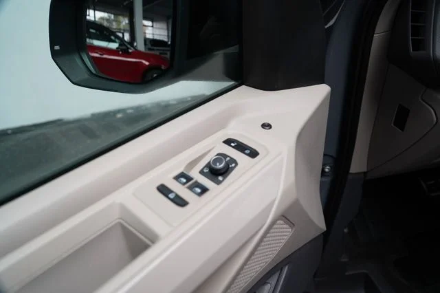 Volkswagen T7 Multivan – 16