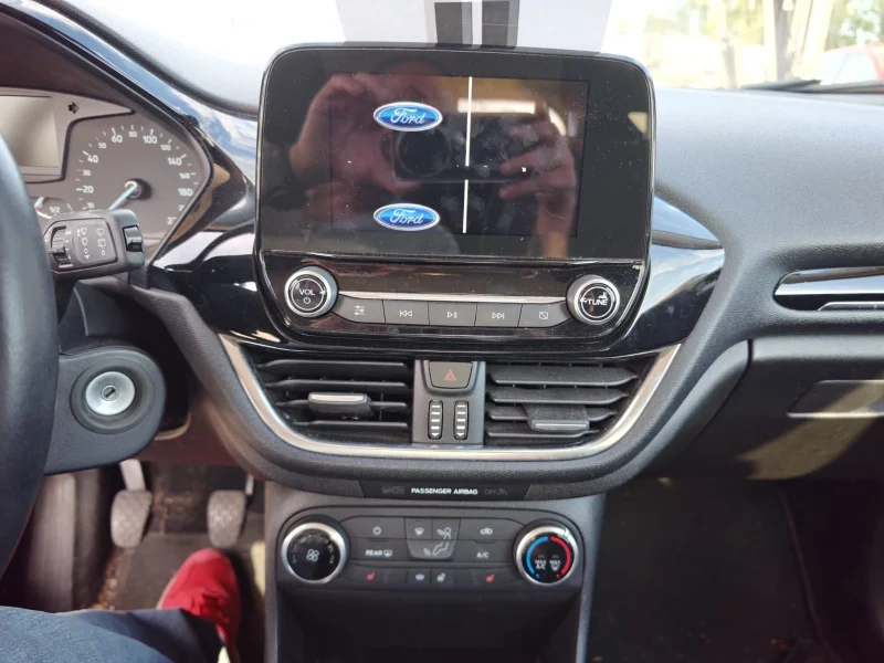 Ford Fiesta – 18