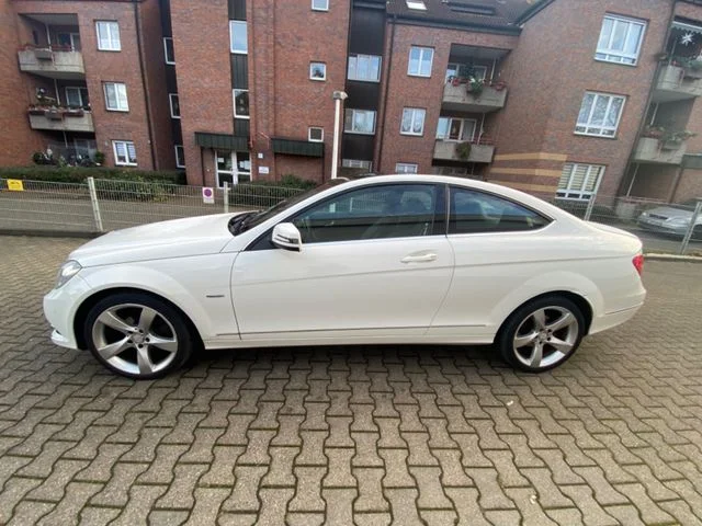 MERCEDES-BENZ C 180 – 8