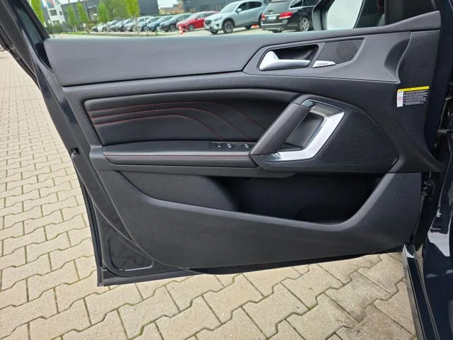 Peugeot 308 – 30