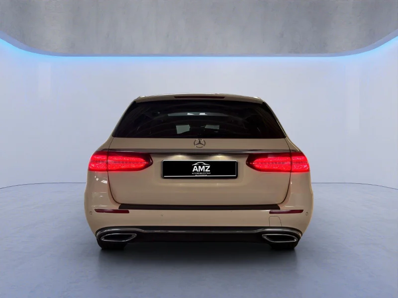 Mercedes-Benz E 220 – 6