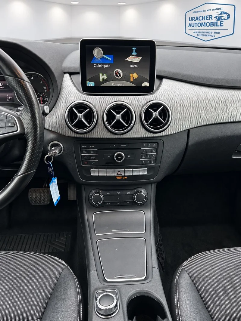 Mercedes-Benz B 200 – 16