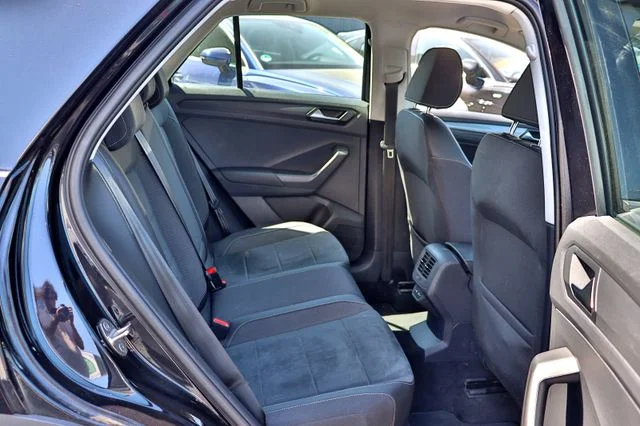 Volkswagen T-Roc – 19