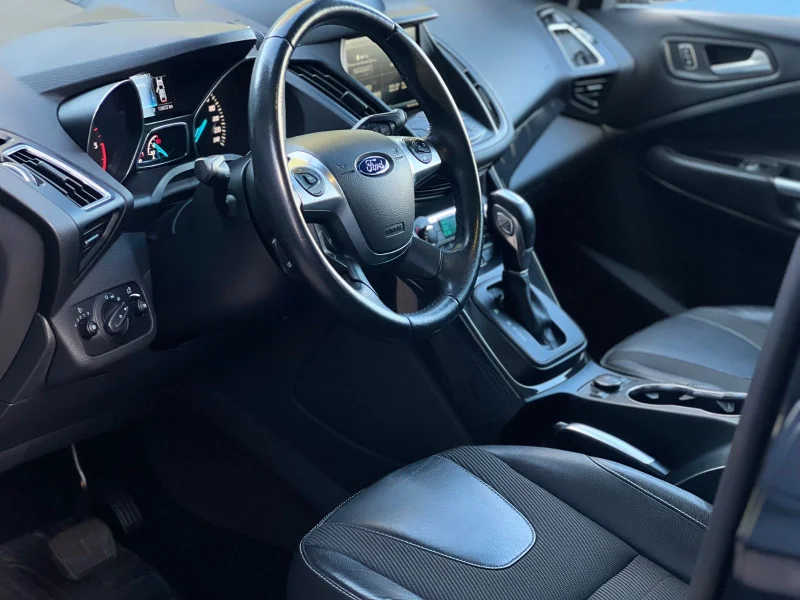 Ford Kuga – 9