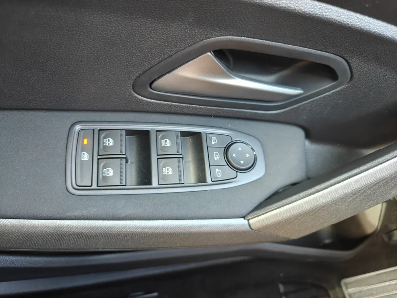 Dacia BIGSTER JOURNEY MILD HYBRID 140 – 36