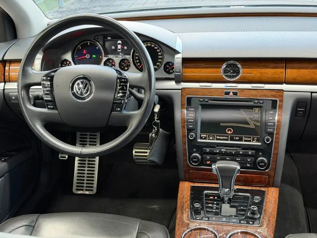 Volkswagen Phaeton – 18