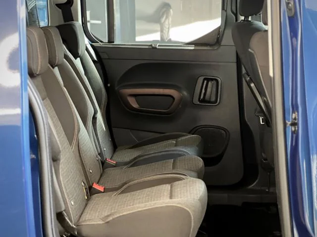Peugeot Rifter – 26
