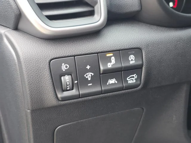 Kia Sportage – 27
