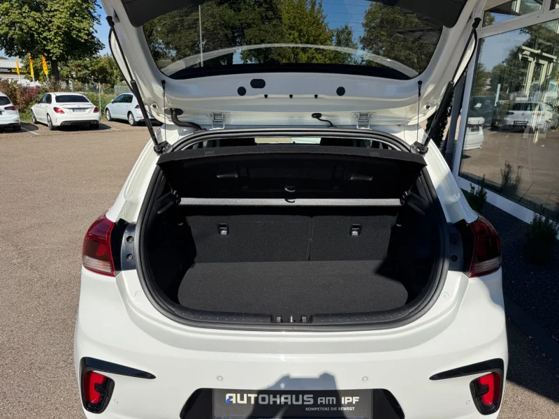 Kia Rio – 8