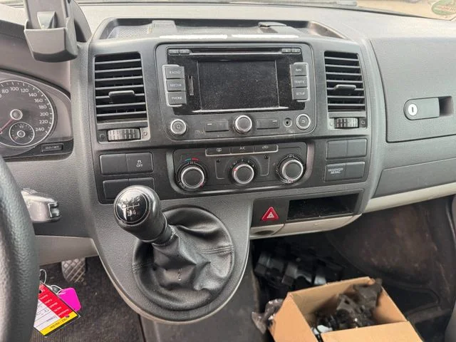VW T5 Transporter Kasten-Kombi Kasten  MOTORSCHADEN – 11