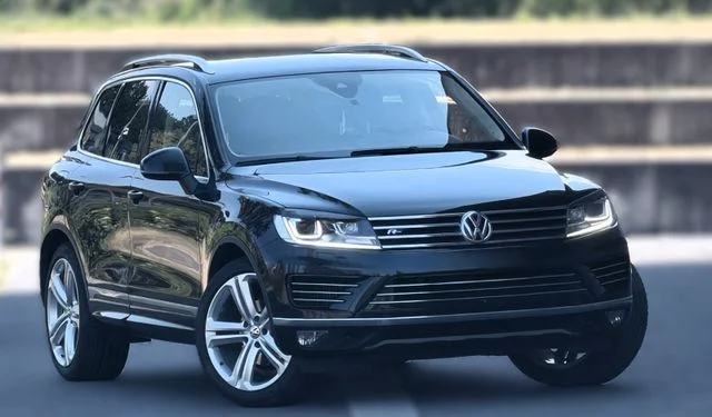 VW Touareg II (2010-) – 3