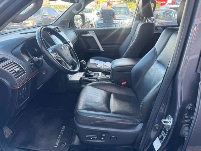 TOYOTA Land Cruiser – 13