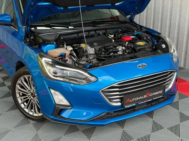 Ford Focus – 9